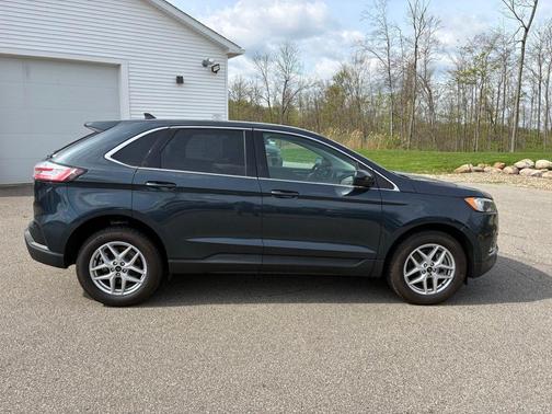 Stone Blue Metallic 2024 Ford Edge SEL