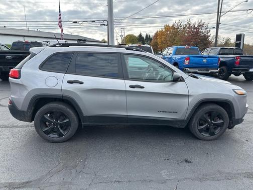 2016 Jeep Cherokee Altitude