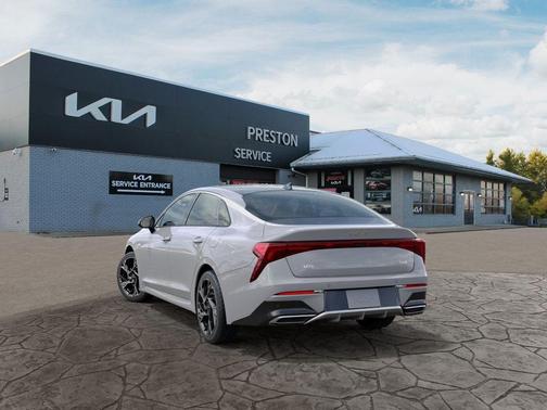2025 Kia K5 GT-Line