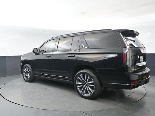 2022 Cadillac Escalade Sport