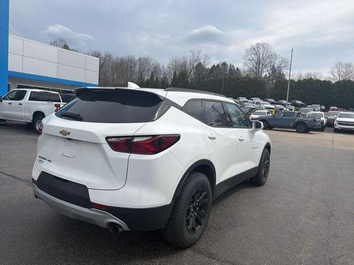 Summit White 2019 Chevrolet Blazer 2LT