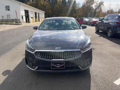 2017 Kia Cadenza SX Limited