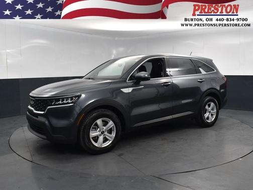 2022 Kia Sorento LX