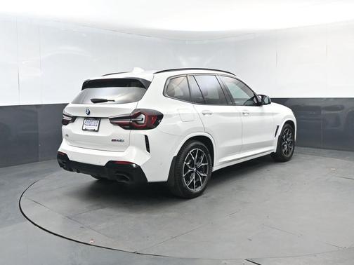 2022 BMW X3 M40i