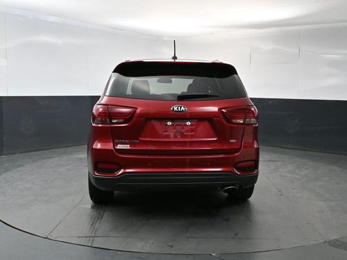 Passion Red 2020 Kia Sorento LX