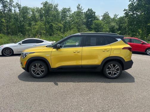 2022 Kia Seltos S