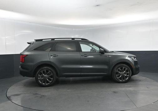 2023 Kia Sorento X-Line EX