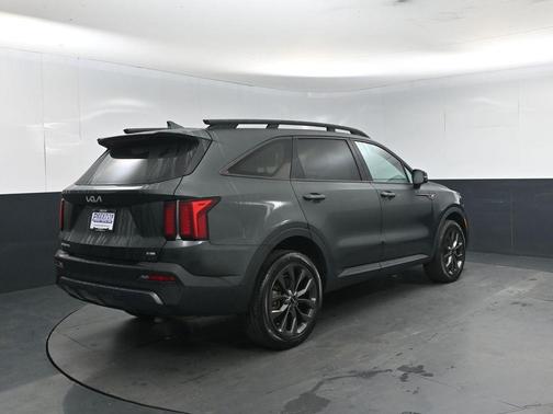 2023 Kia Sorento X-Line EX