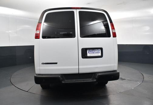 2022 Chevrolet Express 3500 LS