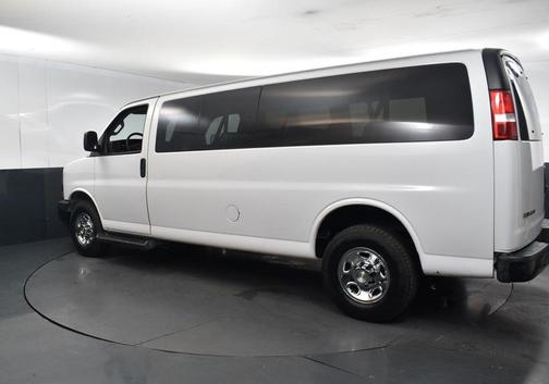 2022 Chevrolet Express 3500 LS
