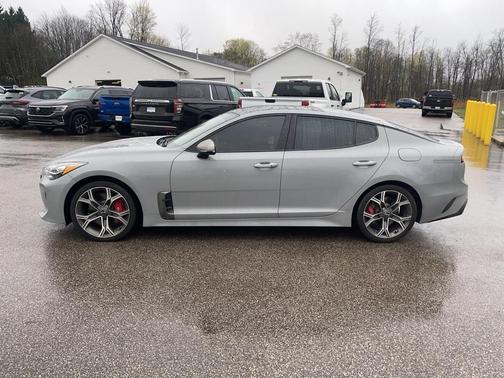 2019 Kia Stinger GT2