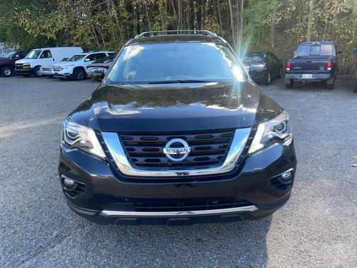 2019 Nissan Pathfinder Platinum