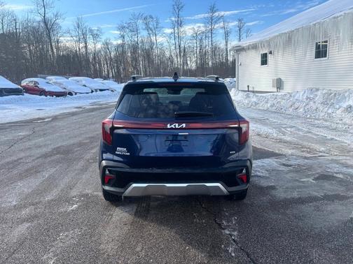 2024 Kia Seltos EX