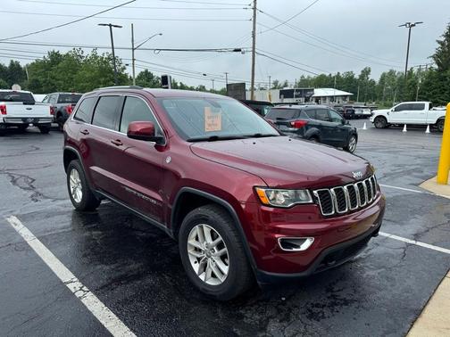 2017 Jeep Grand Cherokee Laredo