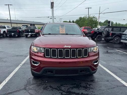 2017 Jeep Grand Cherokee Laredo