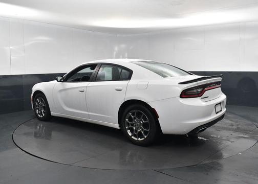 2017 Dodge Charger SE