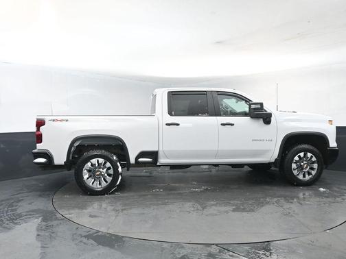 2025 Chevrolet Silverado 2500 Custom
