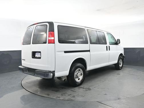 2019 Chevrolet Express 3500 LT