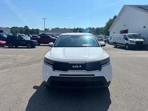 2022 Kia Sorento LX