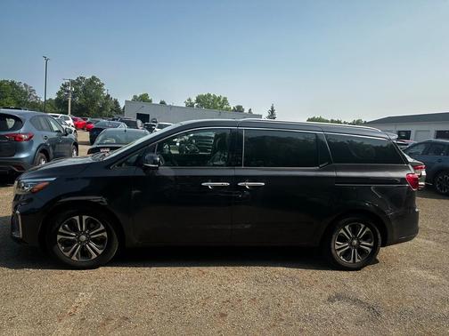2021 Kia Sedona SX