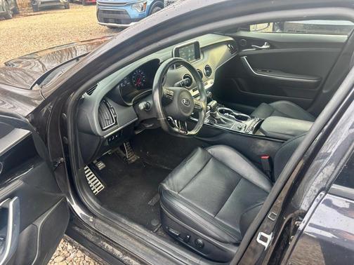 2020 Kia Stinger GT-Line