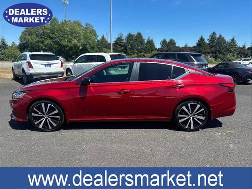 2020 Nissan Altima SR FWD