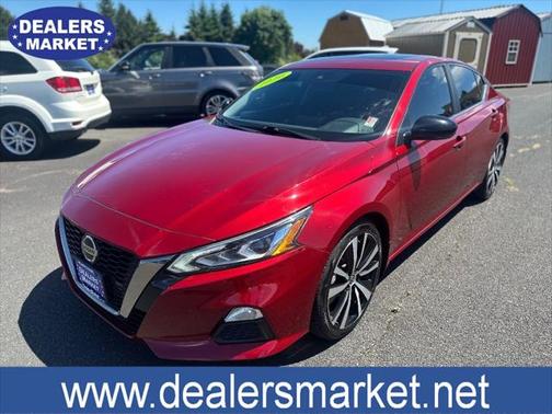2020 Nissan Altima SR FWD