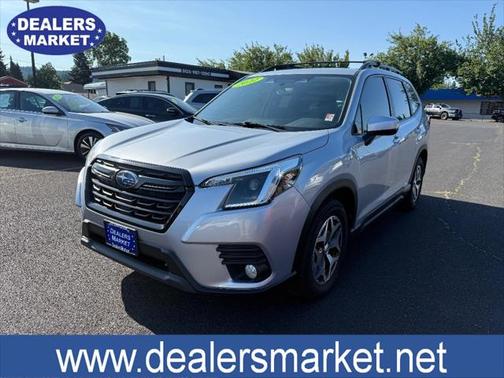 2022 Subaru Forester Premium