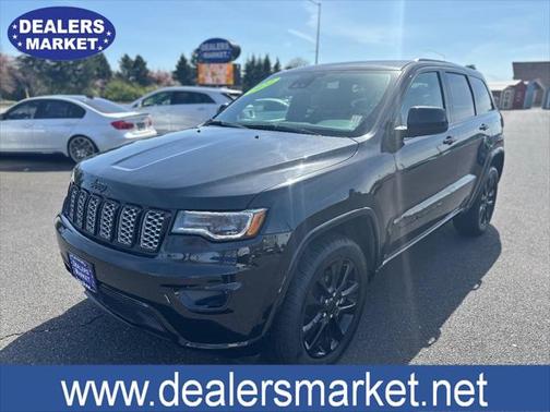 2022 Jeep Grand Cherokee Laredo