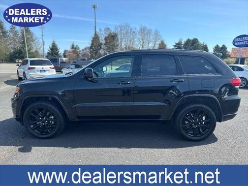 2022 Jeep Grand Cherokee Laredo