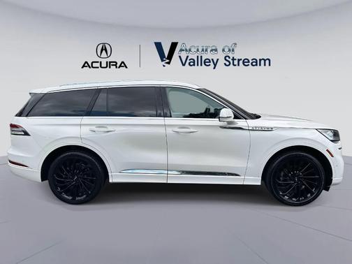 2022 Lincoln Aviator Reserve AWD