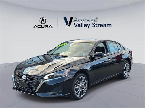 2025 Nissan Altima SL