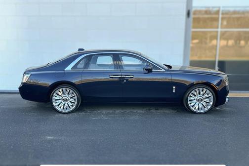 2025 Rolls-Royce Ghost Series II