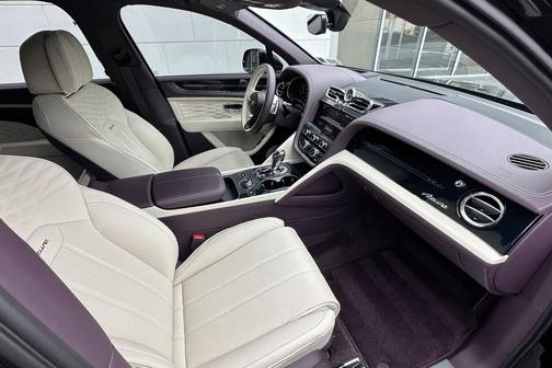 2024 Bentley Bentayga Azure V8