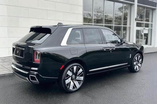 2025 Rolls-Royce Cullinan Series II