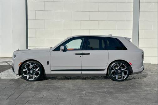 2025 Rolls-Royce Cullinan Series II
