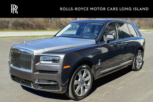 Gunmetal 2020 Rolls-Royce Cullinan SUV