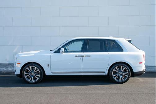 2020 Rolls-Royce Cullinan SUV