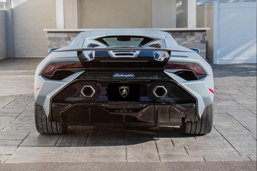 2024 Lamborghini Huracan Tecnica Tecnica