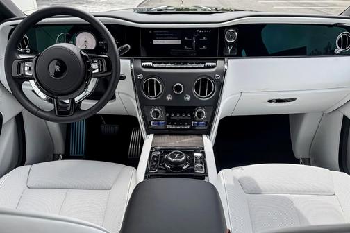 2025 Rolls-Royce Cullinan Series II