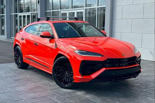 2025 Lamborghini Urus SE