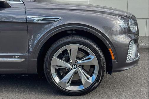 2022 Bentley Bentayga V8