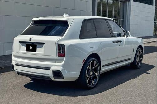 2025 Rolls-Royce Cullinan Black Badge