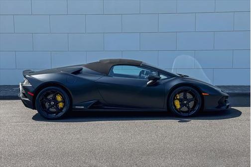 2022 Lamborghini Huracan EVO Spyder