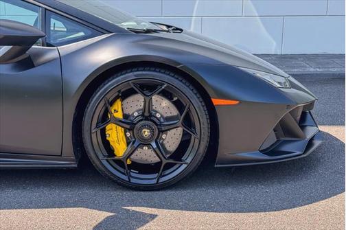 2022 Lamborghini Huracan EVO Spyder