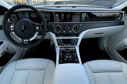 2026 Rolls-Royce Ghost Series II