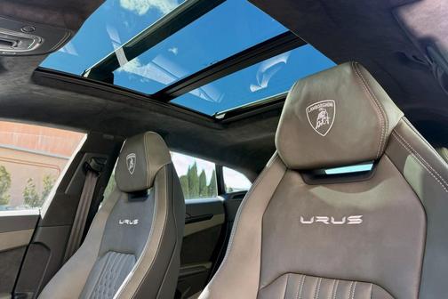 2024 Lamborghini Urus S