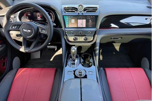 2025 Bentley Bentayga V8