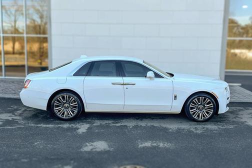 2022 Rolls-Royce Ghost Sedan