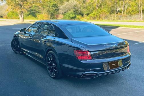 2025 Bentley Flying Spur Speed